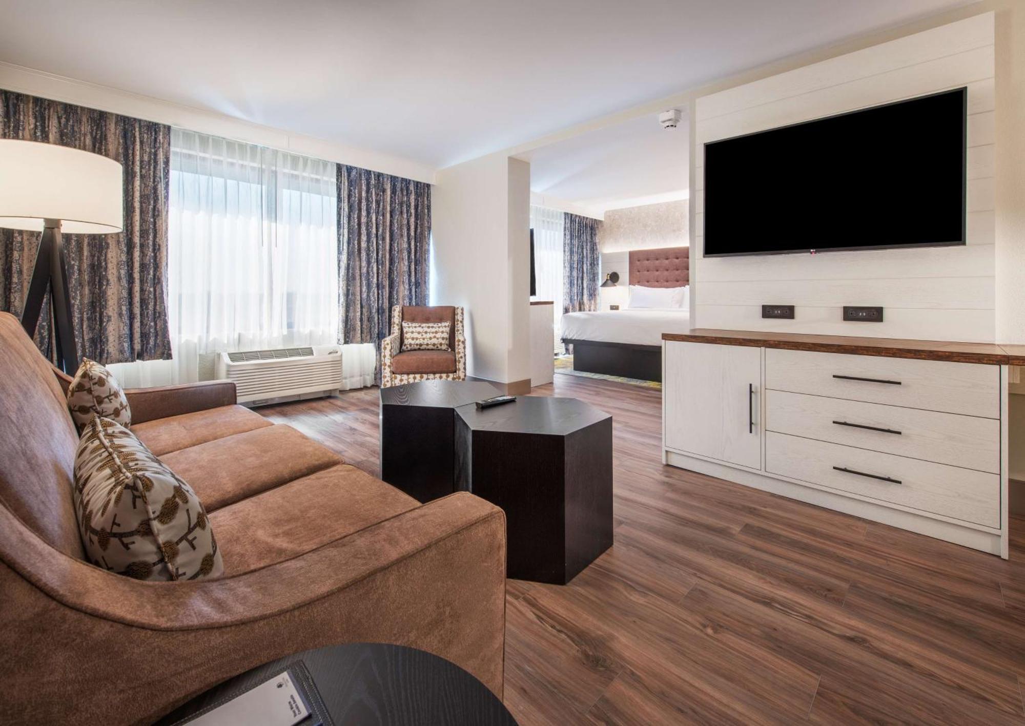 فندق Doubletree By Hilton Monroe Township Cranbury Rossmoor المظهر الخارجي الصورة