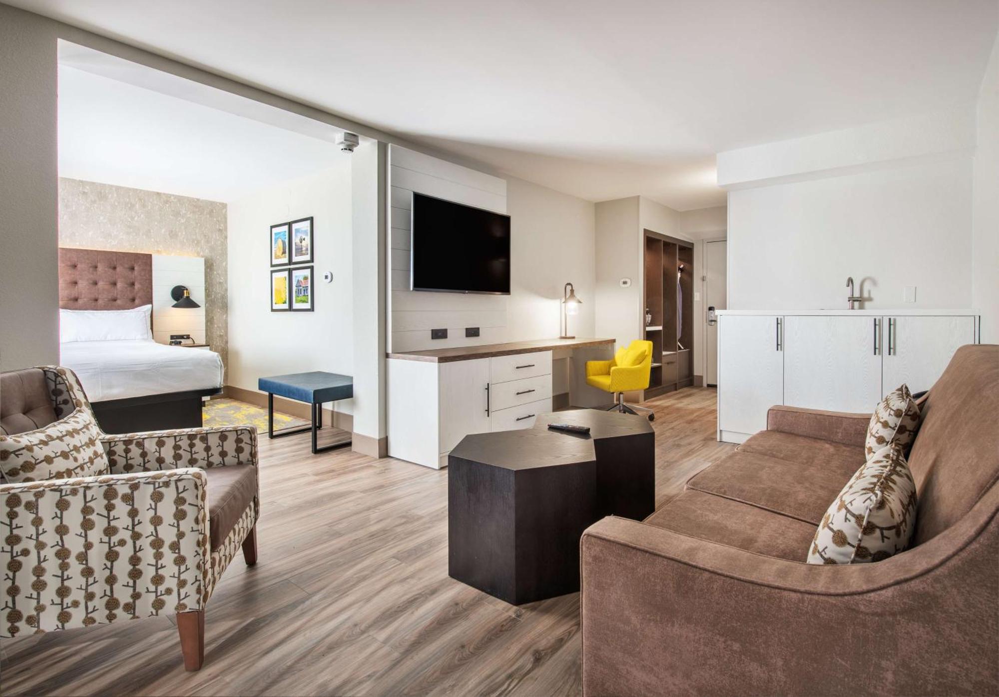 فندق Doubletree By Hilton Monroe Township Cranbury Rossmoor المظهر الخارجي الصورة