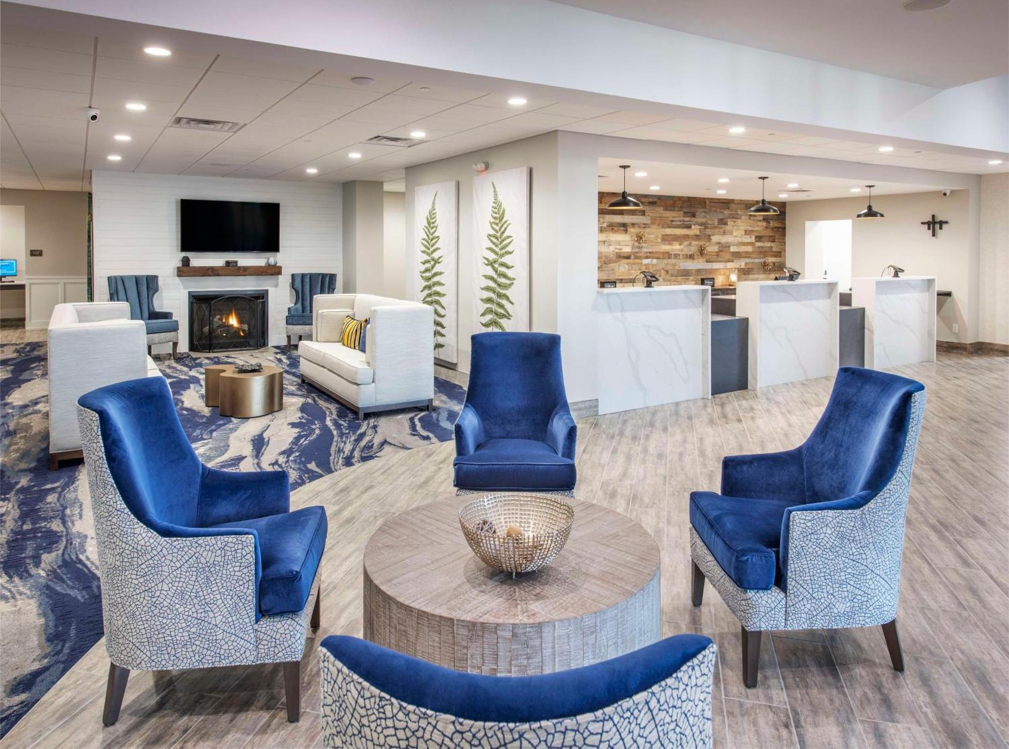 فندق Doubletree By Hilton Monroe Township Cranbury Rossmoor المظهر الخارجي الصورة